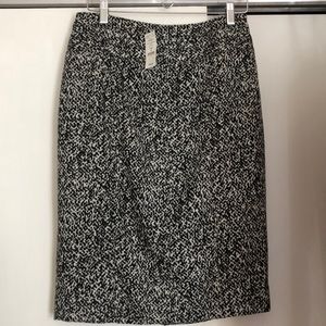 WHBM Black and white skirt
